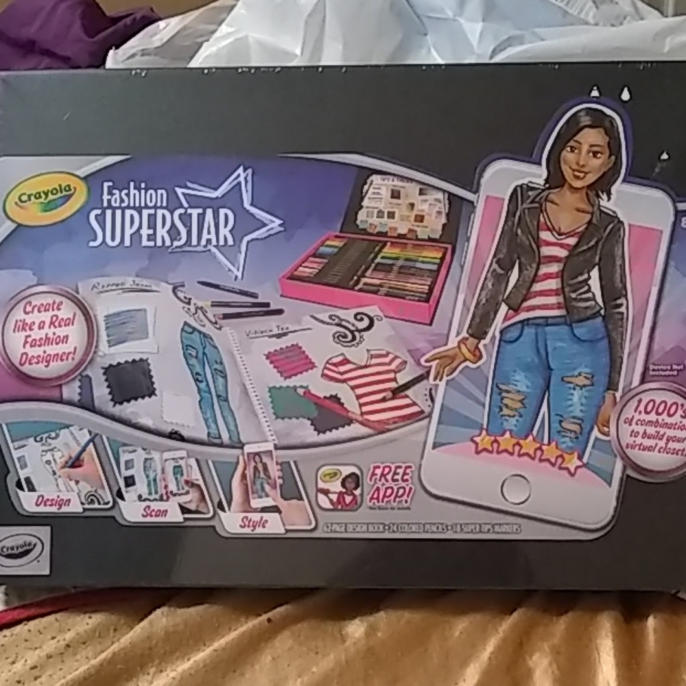 Crayola fashion superstar design kit